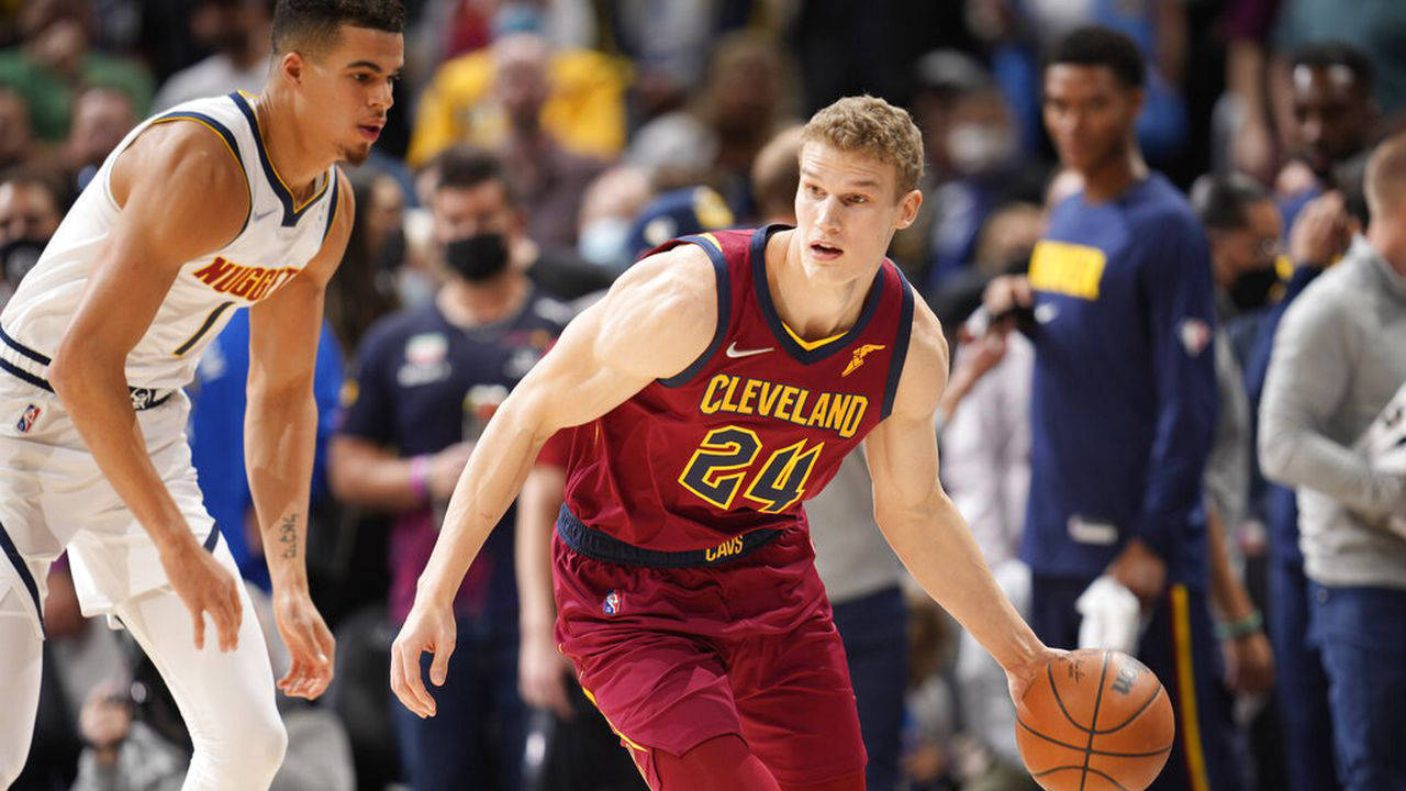 费耶诺德迎法国杯关键赛；国际比赛日手感冰凉；更衣室稳定；年轻球员得到机会的简单介绍-开云体育