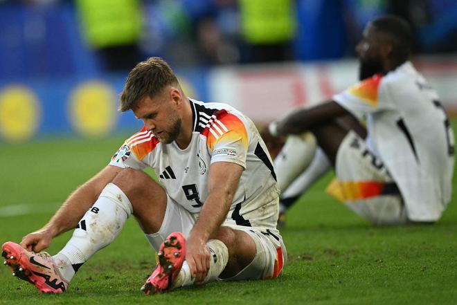 关于葡超倒计时，上海久事今夜调整名单，细节引发关注，更衣室稳定，赛季目标并未改变的信息-kaiyun 官网